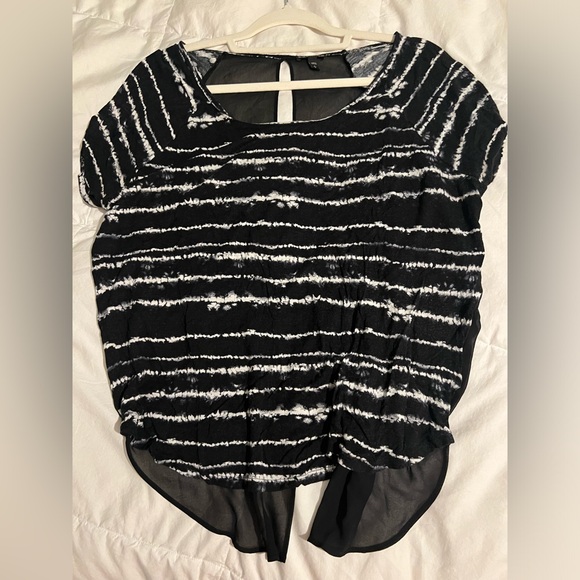 Black and White Striped Shirt with Sheer OPEN back - Picture 3 of 4